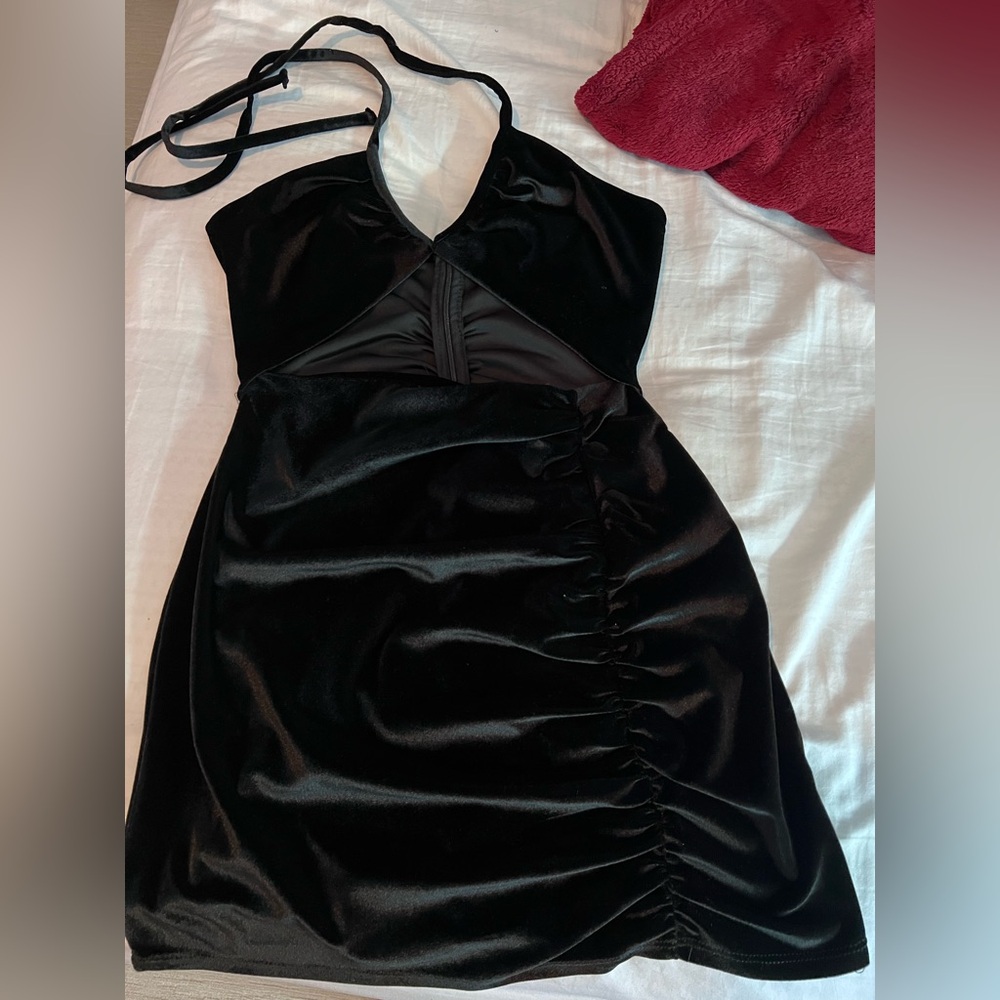 Midi Velvet Black Dress